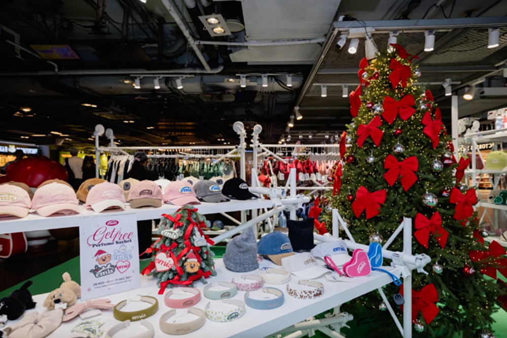 สยามเซ็นเตอร์ ชวนเลือกของขวัญช่วงเทศกาล กับร้านเปิดใหม่ คอลเลกชันส่งท้ายปี 2025