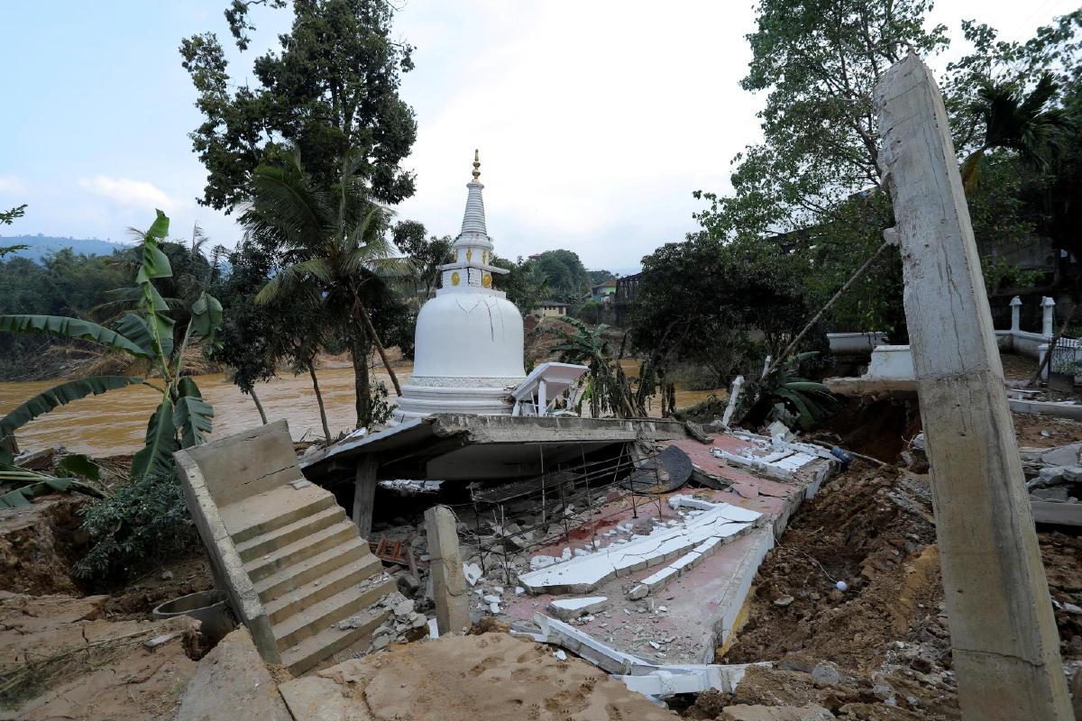 ศรีลังกาเตือนภัยดินถล่มรอบใหม่ ยืนยันยอดดับไซโคลน 618 ราย