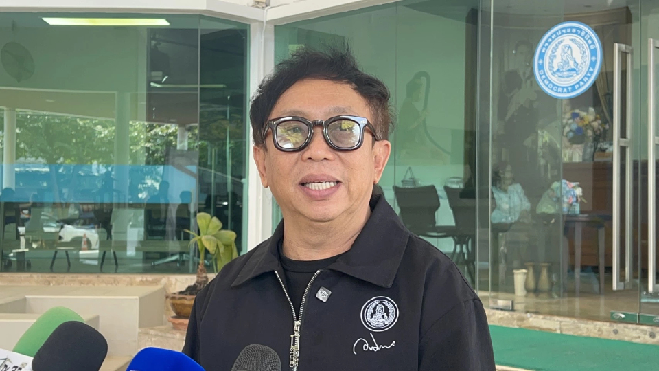 'สาทิตย์' เย้ย ธรรมนัส ไม่กล้าเคลียร์ข้อครหา ยันปชป.พูดเรื่องดี