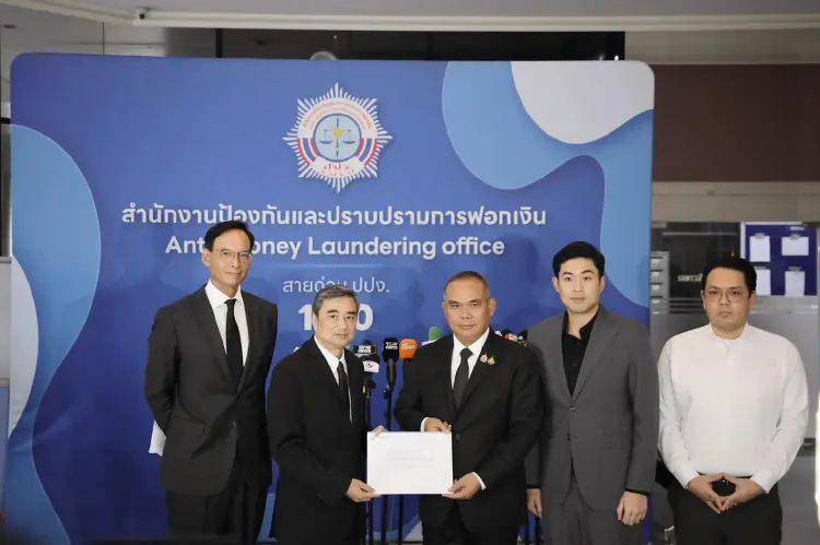รองหัวหน้าปชป.แถลง 'สแกมเมอร์' มหันตภัยร้าย 'พงศกร' ขอบคุณยึดทรัพย์นับหมื่นล.