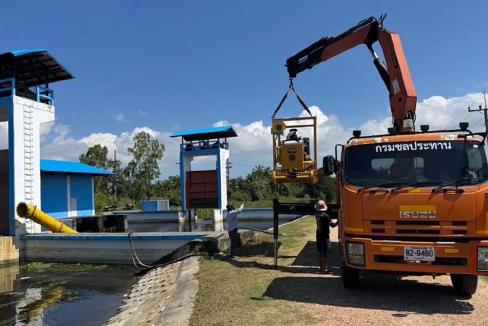 ภาคใต้มรสุมเข้าเต็มๆ ชลประทาน เตรียมเครื่องจักรรับมือ 'ฝนตกหนัก'