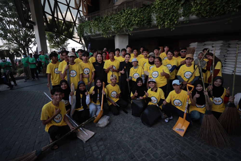 “นฤมล”ลุยสำรวจโรงเรียนหาดใหญ่ ส่งทีมอาชีวะซ่อมไฟบ้านประชาชน