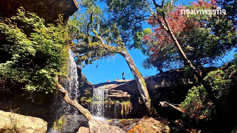 เที่ยวภูกระดึง เปิด 3 น้ำตกใหม่ ดูใบเมเปิ้ลแดง ท่ามกลางอากาศหนาว