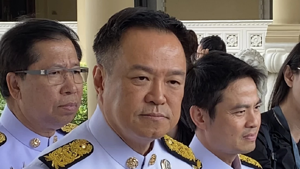 ‘อนุทิน’ คุย ‘ทรัมป์’ คืนนี้ ปัดดีล ‘ฮุน เซน’ ไม่ตอบ ‘เบน สมิธ’ ยืมเครื่องบิน