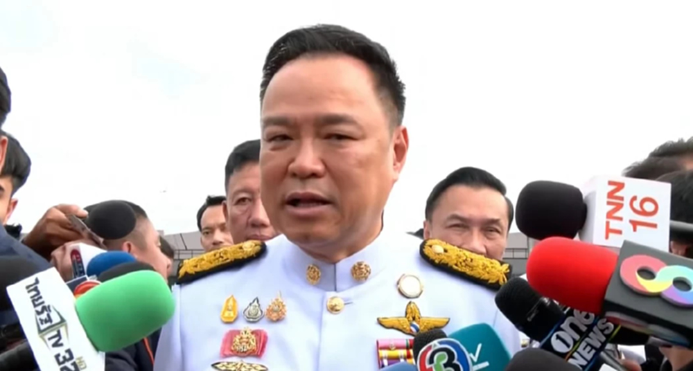 'อนุทิน' สวน 'อิ๊งค์' รู้เรื่องดีปม 'เบน สมิธ' - โพลชี้ทำงานอันดับ 2