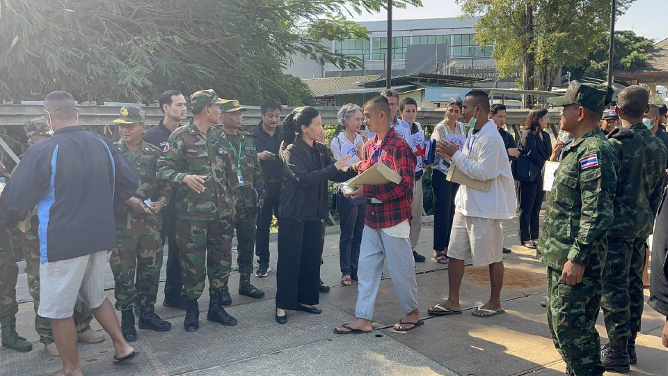 ไทยส่งคืนเชลยทหารกัมพูชา 18 นาย ตามกรอบสากล ย้ำไม่กระทบอธิปไตย