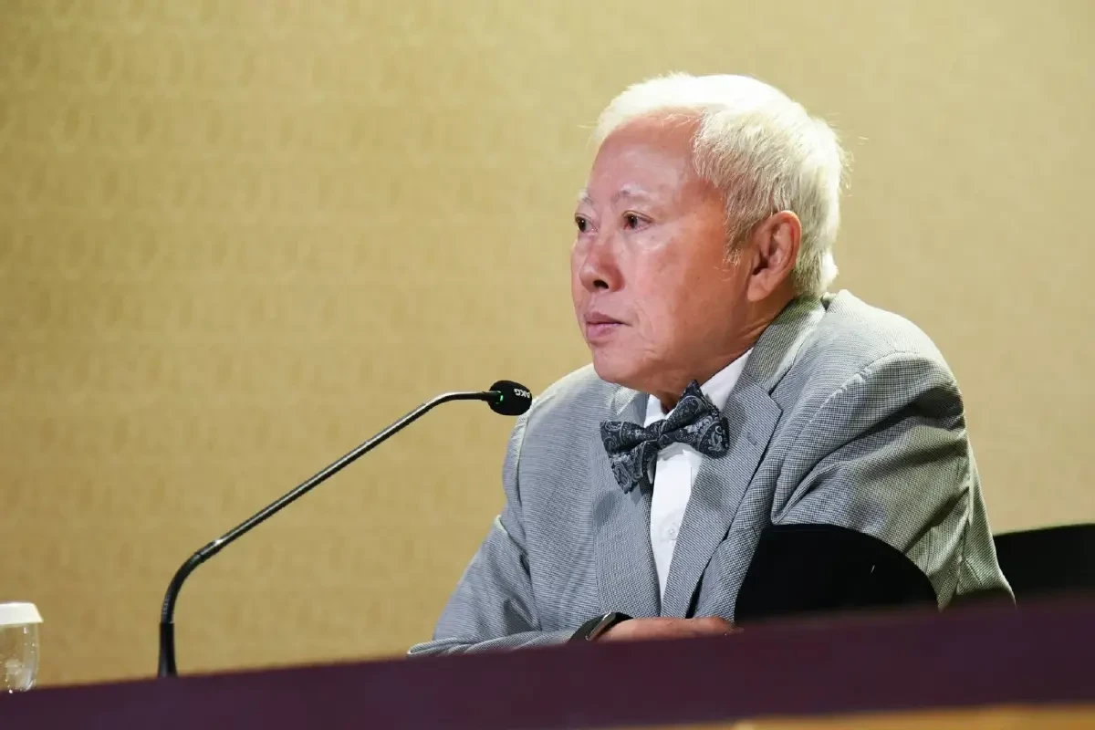 'บวรศักดิ์' นำทีมถก กกต.ของบทำ 'คนละครึ่งเฟส 2-ครม.สัญจร'