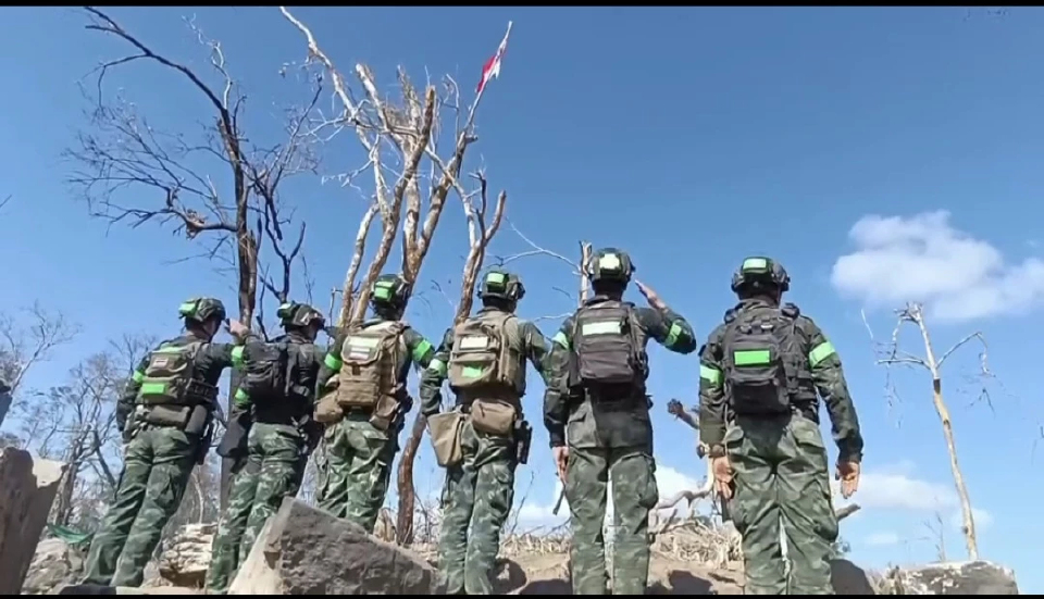 ทภ.2 สดุดีวีรกรรม'จ่าเริง-พลทหารวุ้นเส้น' บุกยึดเนิน350 ใช้2ชีวิตแลกอธิปไตย