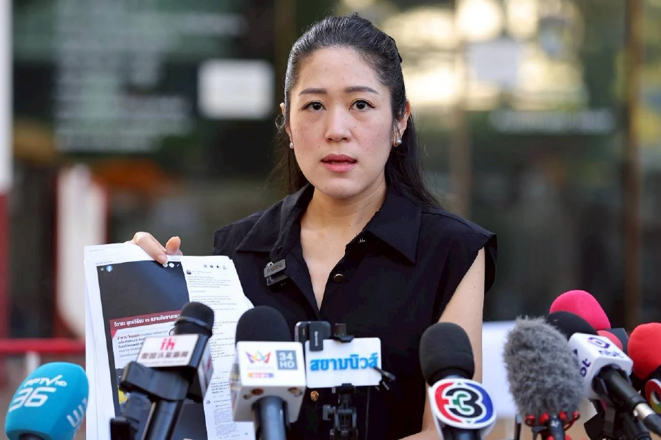 'ช่อ' ฟ้อง 4 แอคเคาท์โยง IO บิดเบือนคำพูด ยันไม่เคยบอกให้เปิดแผนรบ