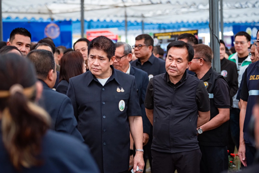 'ธรรมนัส–ยศสิงห์' ลุยช่วยเกษตรกรครบวงจร นครปฐม ย้ำ เรื่องของประชาชน รอไม่ได้