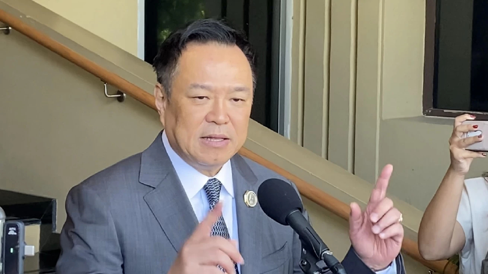 ‘อนุทิน’ ย้ำ กำลังคุย ‘เอกนิติ-ศุภจี’ แคนดิเดตนายกฯ โอด สื่อถามจนผวาหมดแล้ว