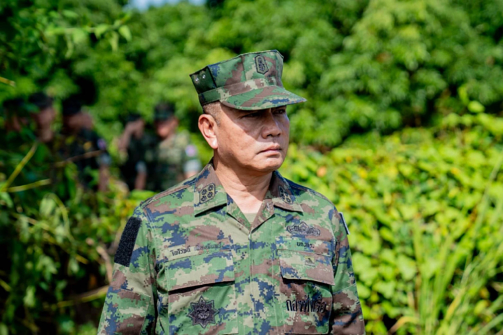 'ผบ.ทร.' สั่งวางกําลังคุมจุดยุทธศาสตร์ชายแดนตราด 24 ชม. ติดตามหยุดยิง