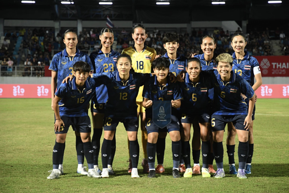 ชบาแก้ว ทุบ สิงคโปร์ 2-0 คว้าแชมป์กลุ่ม A ลิ่วรอบรองฯ ศึกซีเกมส์ 33