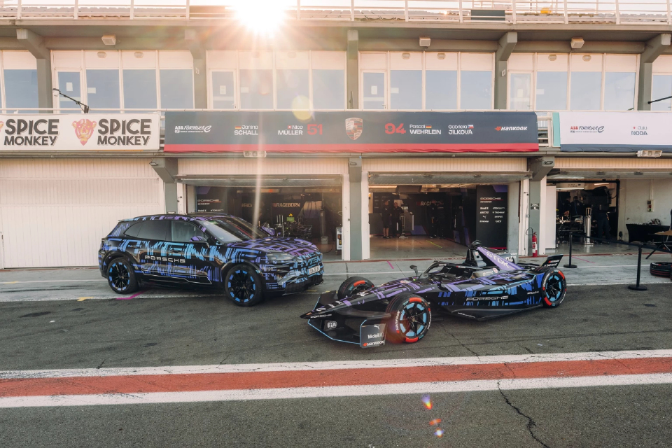 ปอร์เช่ คาเยนน์ อีเลคทริค เทคโนโลยีจากรถแข่ง ฟอร์มูล่า อี