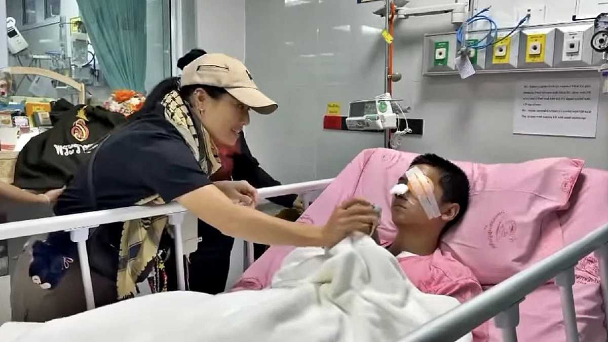 เจ้าฟ้าสิริวัณณวรีฯ เสด็จฯเยี่ยมทหารบาดเจ็บ ณ รพ.สรรพสิทธิประสงค์ จ.อุบลราชธานี