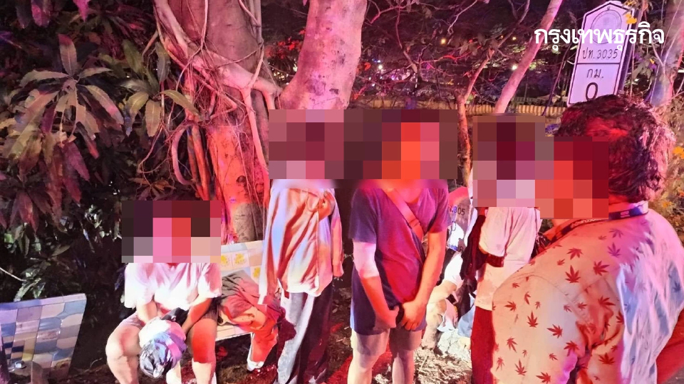 กระบะมรณะ พุ่งลงคลอง 13 ปทุมธานี จมน้ำดับ 3 สูญหาย 3 เร่งงมหาอีก