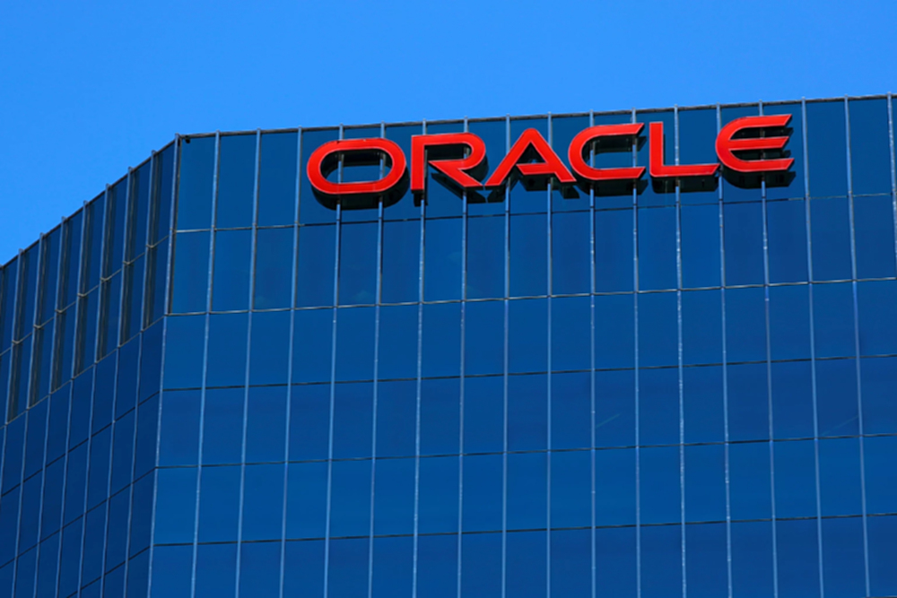 Oracle ดิ่งกว่า 10% ต้นทุน AI พุ่งแรง กระแสเงินสดติดลบ 3 แสนล้านบาท