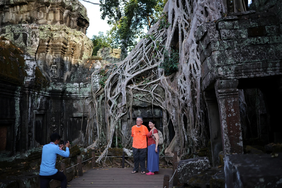 ตรวจสภาพท่องเที่ยวนครวัดหลังเหตุปะทะชายแดนไทย-กัมพูชา