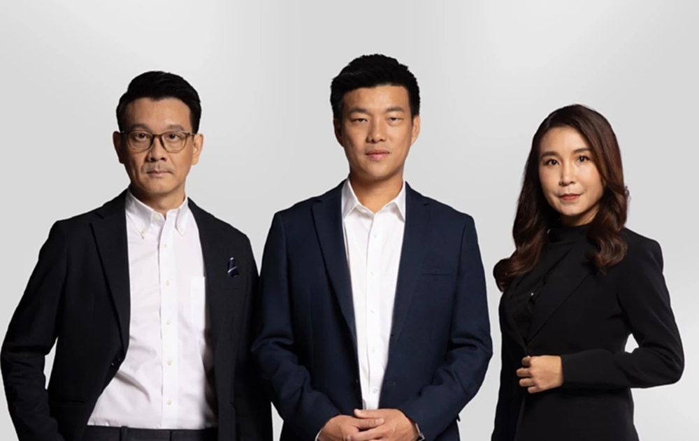 ปชน.ดาวกระจาย 'เท้ง-ไหม-ต้น' นำทัพพาสมัคร สส.เขต ทั่วประเทศ