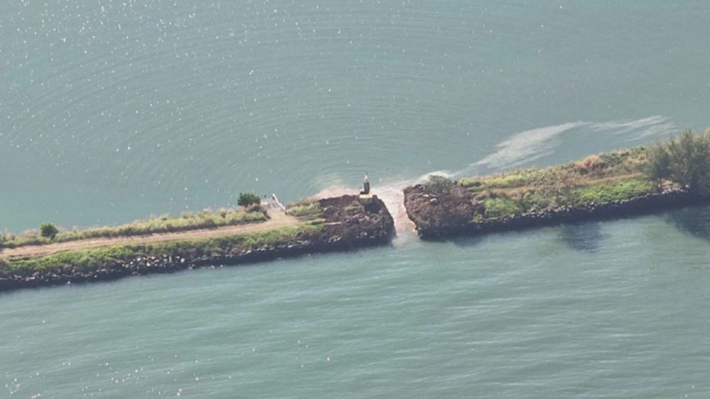 ‘ทร.’ ชี้ กัมพูชา รื้อเขื่อนกั้นคลื่นเอง ปัด ข่มขู่-เจรจา