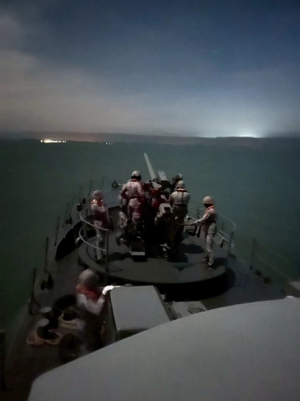 ทร. เปิดยุทธการ 'ตราดปราบปรปักษ์' ระดมกำลังรบทุกมิติ ลั่นปืนใหญ่หนุนภาคพื้น