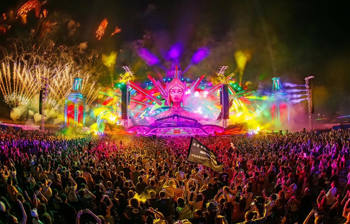 TITLE จับมือ EDC Thailand 2026 ปักหมุดภูเก็ตด้วย ‘Binary Beach’