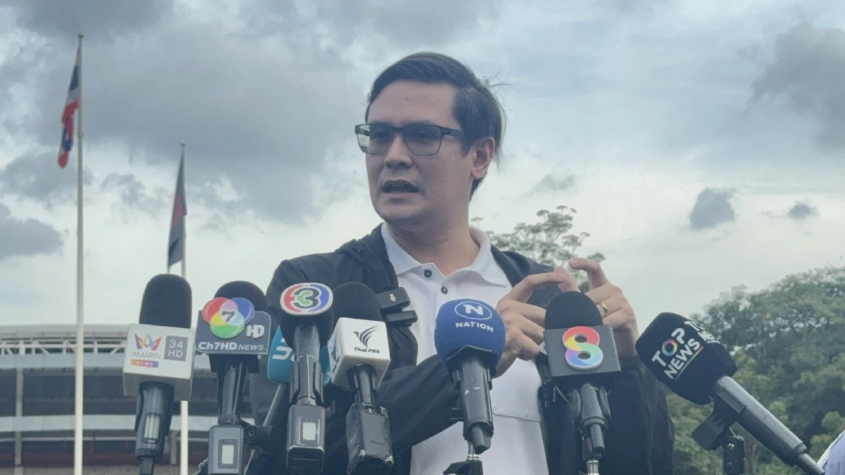 'โรม' กังวลการสื่อสาร 'อนุทิน-ทรัมป์' คลาดเคลื่อนปมไทย-กัมพูชา