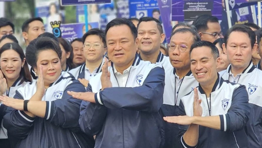 ‘อนุทิน’ โยน ปชช.ตัดสิน ให้‘ภท.’จับมือ‘ร่วมรัฐบาล’กับใคร ย้ำ ไม่แตะ ม.112