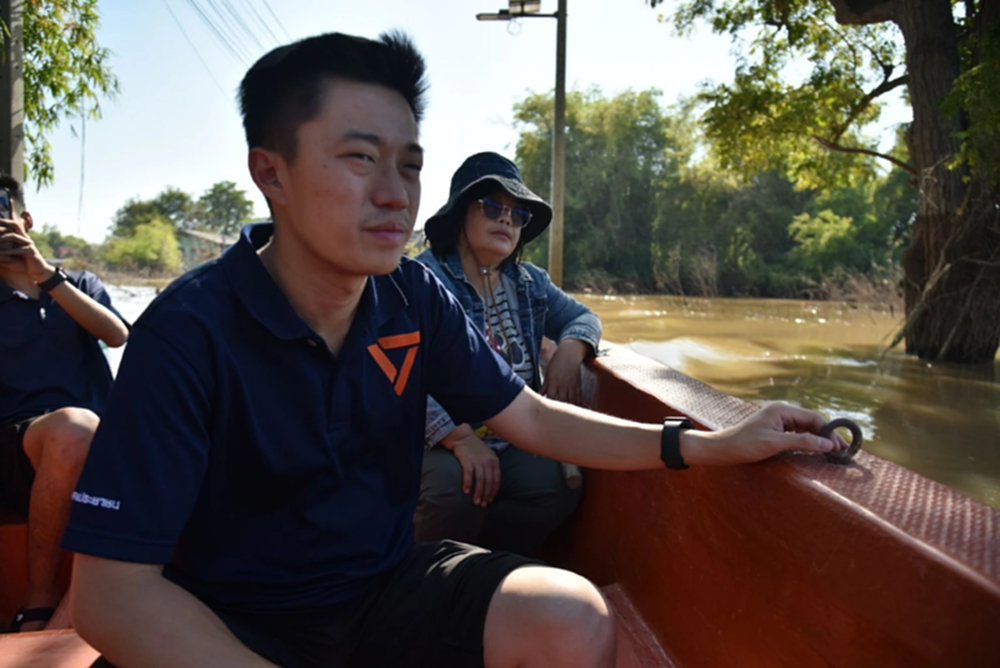 'ทวิวงศ์' จี้รัฐบาลช่วย 'น้ำท่วมภาคกลาง' ด้วย อยุธยาตายแล้ว 20 ศพ