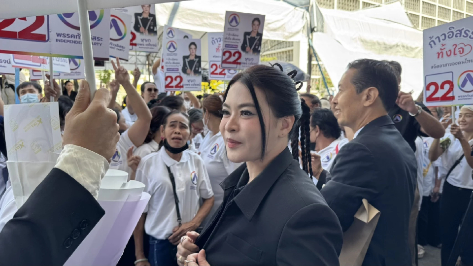 'มาดามหยก' ปลื้มจับได้เบอร์ 22 อ้อนกลุ่มพลังเงียบเลือก 'พรรคก้าวอิสระ'