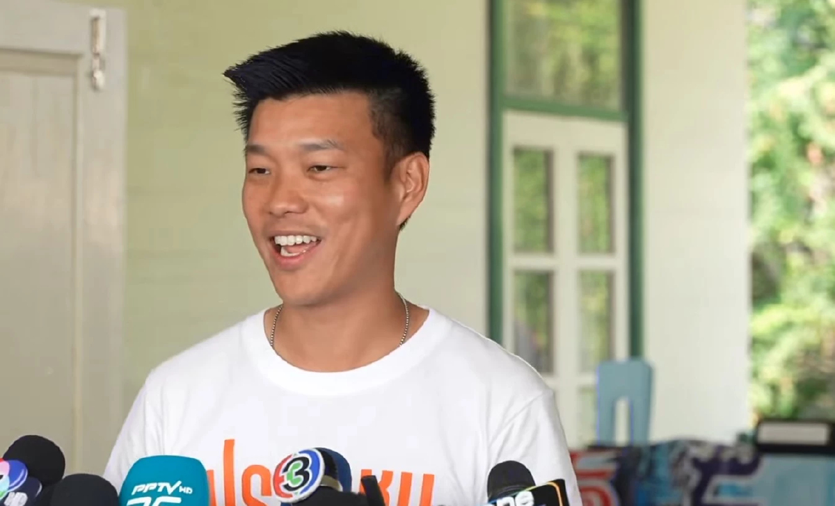 ‘ณัฐพงษ์’ เห็นด้วยเหตุการณ์แห่งปีสภาฯ ปชน. ยกมือโหวต ‘อนุทิน