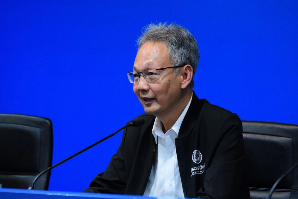 'เมฆินทร์' นำทัพผู้สมัครสส.ปชป. ภาคกลาง อบรมข้อกม.หวังปักธงทุกเขต