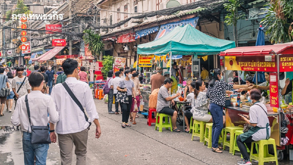 กทม. เคาะเพิ่ม 43 จุดผ่อนผันทำการค้าใหม่ 11 เขต เช็กเลยมีที่ไหนบ้าง