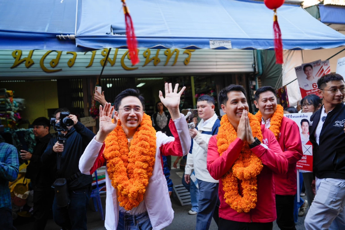 ‘ยศชนัน’ ลุยตลาดวโรรส บอกร้านค้าให้รอนโยบายคนละครึ่ง70-30