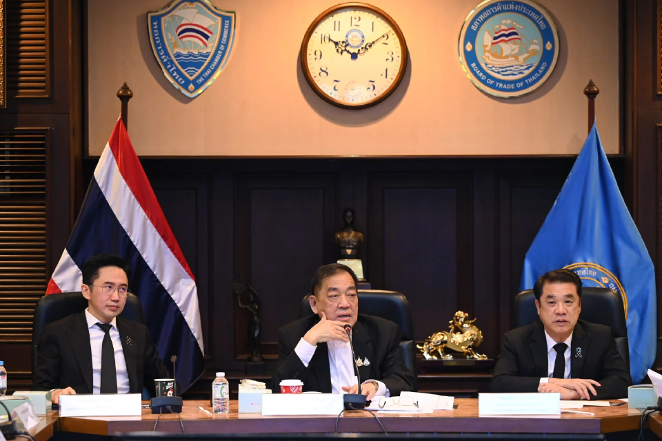 หอการค้าไทย–เพื่อไทย เปิดเวทีแลกนโยบายเศรษฐกิจ วางโจทย์ประเทศก่อนเลือกตั้ง