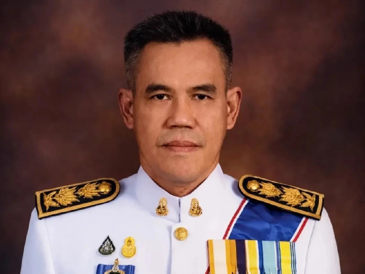 โปรดเกล้าฯ 'สุรพงษ์' เลขา ป.ป.ช.ใหม่ เปิดประวัติ ผู้ว่าคดีชั้น 14