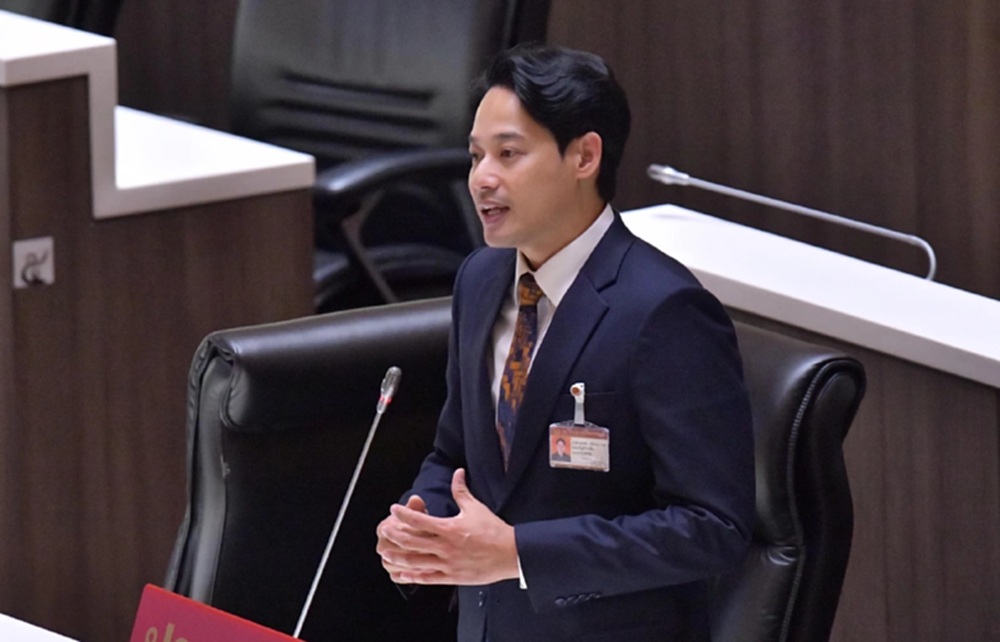 รองโฆษก ปชน.ขอโทษปมทีมงานพรรค ชูนิ้วกลางใส่ ผู้สมัคร สส.กธ.