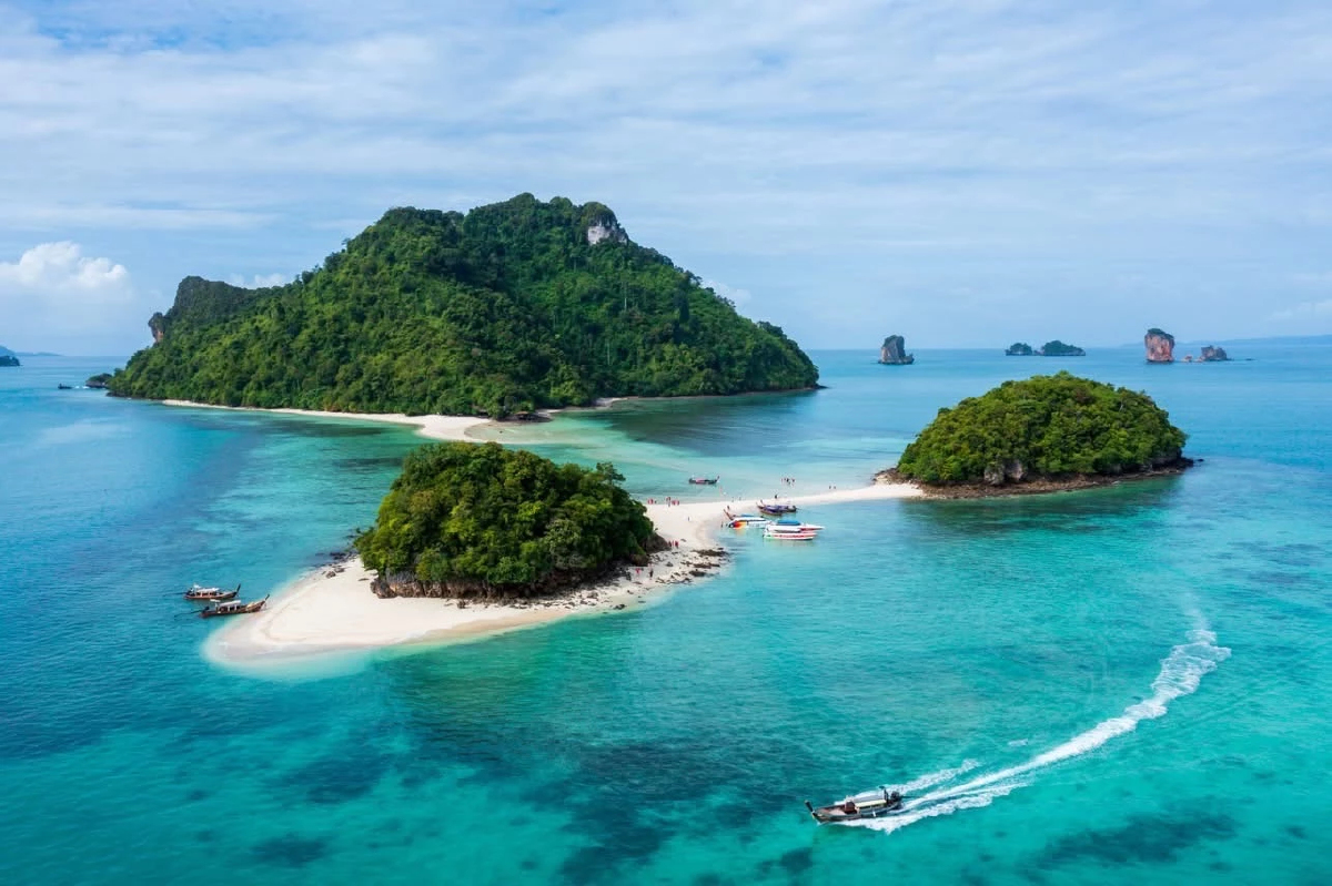 ‘เลือกตั้ง 2569’ ท่องเที่ยวหวังรัฐบาลใหม่ ชูภาพลักษณ์ปลอดภัย ดึง FDI ลงทุนรถไฟทั่วไทย