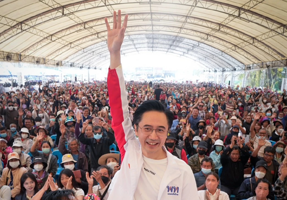 'ยศชนัน'  บุก จ.พะเยา ลั่น สนามนี้ดุเดือด อ้อนขอเสียงเลือก พท.