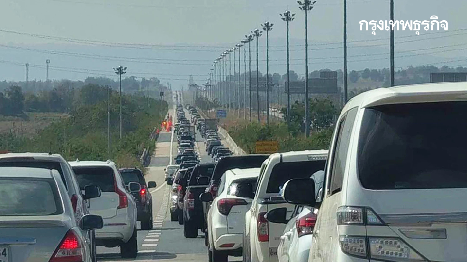 ด่วน! อีสานเข้ากรุงอัมพาต รถติดมาก M6 สีคิ้ว ให้ใช้ ถนนมิตรภาพแทน