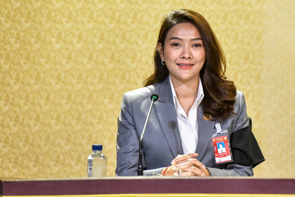 ขบ. เปิดระบบ e-License ต่อใบอนุญาตขนส่ง 70-80 ผ่านแอป 'ทางรัฐ'