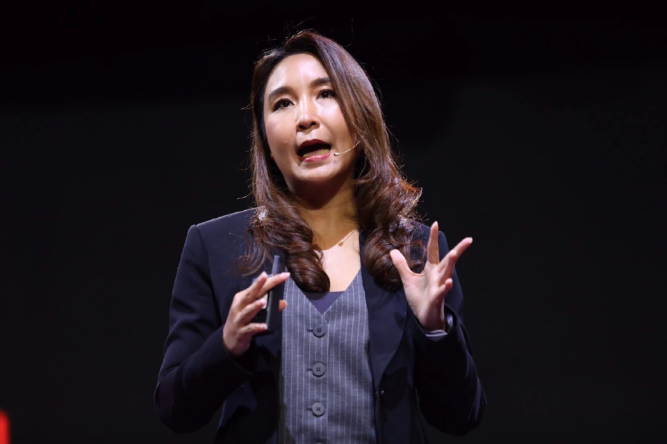 'ไหม-วรภพ' ชูปฏิรูปรัฐทันสมัย เพิ่มงบท้องถิ่นปีละ 2 แสนล้าน