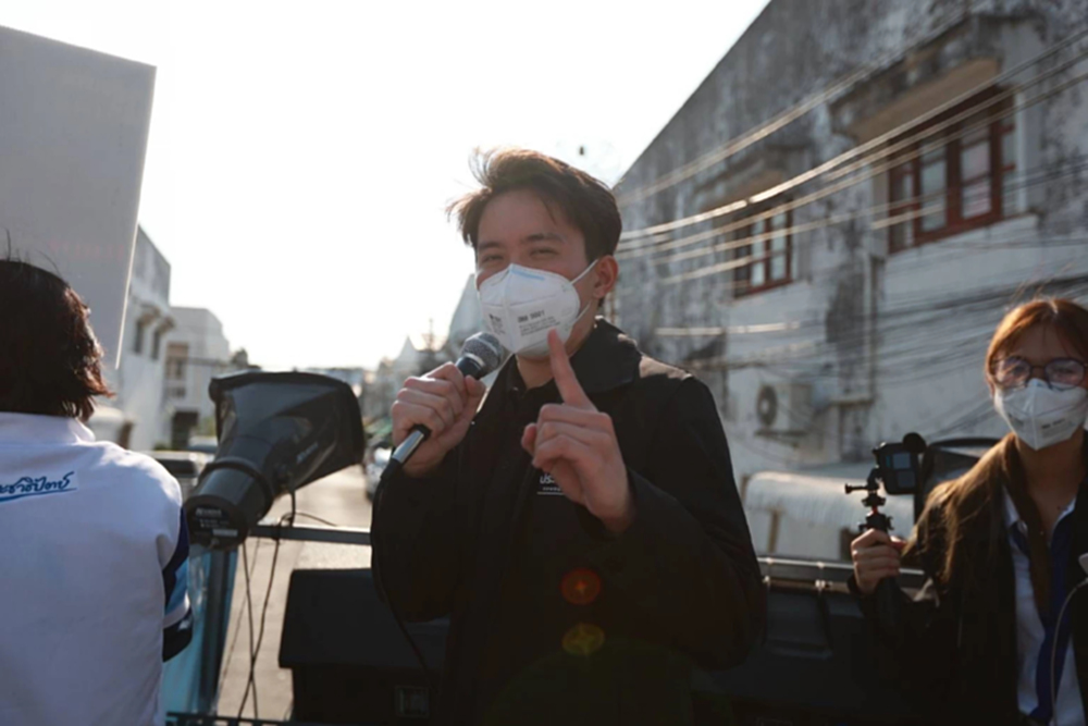 'พงศพล' ผู้สมัครสส.ปชป.ฝ่า PM 2.5 หาเสียงประชาชื่น ชี้รัฐต้องแก้จริงจัง