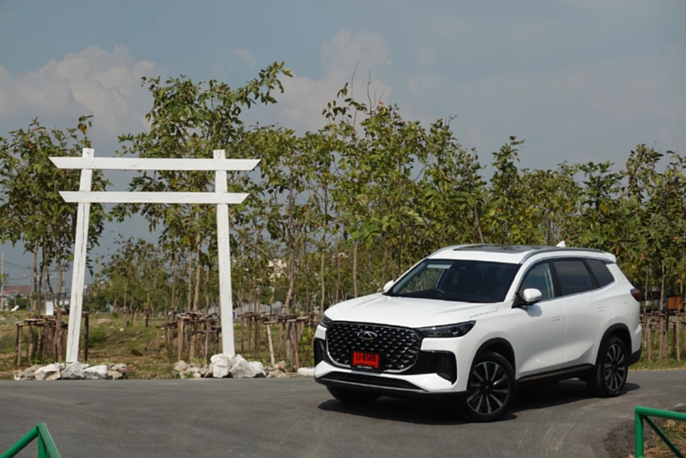 เชอรี เคาะราคา ‘Chery Tiggo8 CSH’ เริ่มต้น 899,000 บาท 100 คันแรก