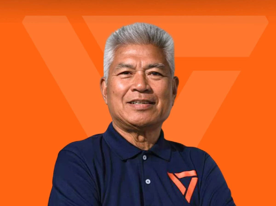 'ครูสมเกียรติ' ผู้สมัคร สส.ปชน. โดนแฉ ลงโทษ 10 ขวบ สั่งนำรองเท้าผูกเชือกแขวนคอ