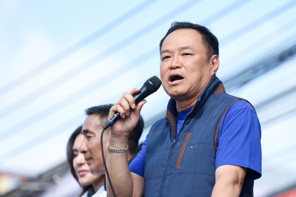 'นายกฯ' ย้ำ เร่งสางปมเครนถล่มสีคิ้ว-พระราม2 ขู่ ใครละเว้นโดน ม.157