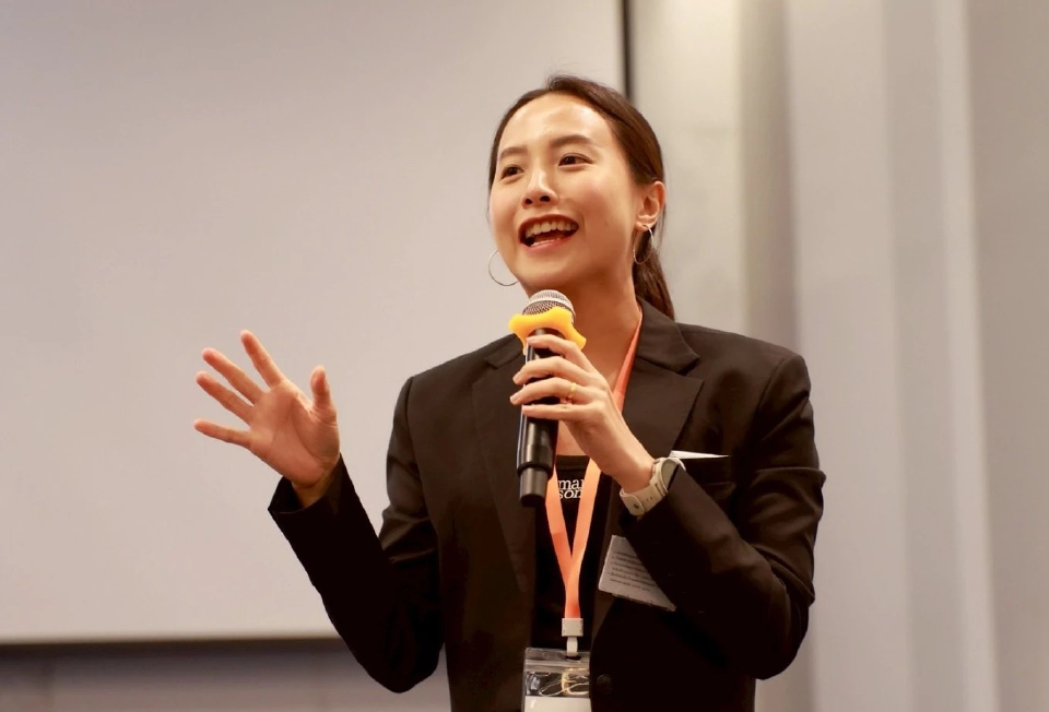 เด็กพรรคส้มป้อง 'ธนาธร' สวน 'สุริยะ' ให้โอกาสหลานบริหารเถอะ