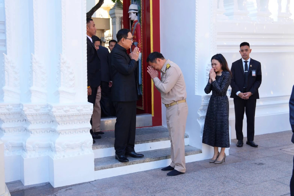 'พล.อ.ประยุทธ์ ' ให้กำลังใจ 'อนุทิน'แก้ปัญหาชายแดน ย้ำให้อดทน