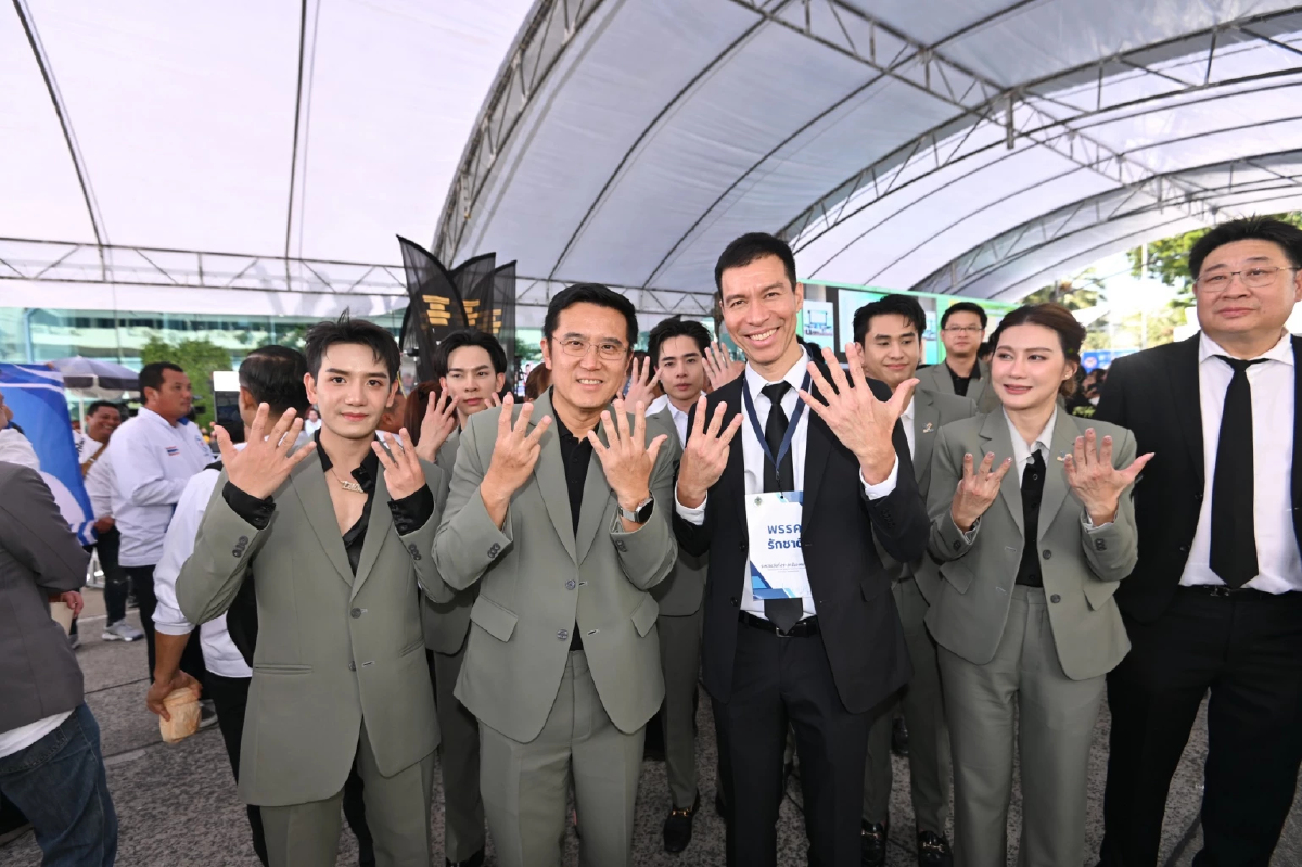 'แกนนำพรรครักชาติ' เปรียบ 'ส้ม-เทา' เป็นสิ่งไม่ดี ต้องล้มทั้งคู่