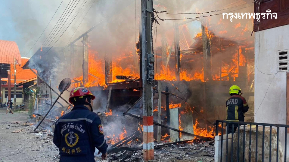 ด่วน ไฟไหม้วัดดัง ซอยนิมิตใหม่ 19 คลองสามวา กู้ภัยเร่งฉีดน้ำ ดับไฟ